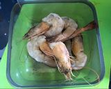 Foto langkah ke 1 dari resep Udang saus mentega.