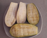 Foto del paso 2 de la receta: Berenjenas rellenas carne picada.😋