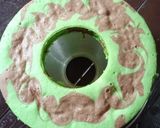 Foto langkah ke 4 dari resep Bolu kukus pandan coklat.