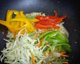 A picture of step 2 of Leftover chapati noodles in 10 minutes.