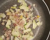 Foto langkah ke 2 dari resep Cah Brokoli Ayam.