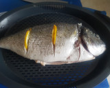 Foto del paso 2 de la receta: Dorada al vapor con tomillo. Thermomix