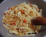 桂竹筍炒辣豆瓣(簡單料理)的食譜步驟4照片