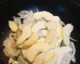 Foto del paso 1 de la receta: Huevos rotos a la marinera