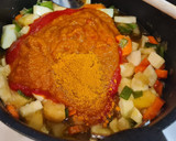 Foto del paso 4 de la receta: Jamoncitos de pollo en salsa de puerros, calabacín y manzana