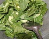 Foto langkah ke 3 dari resep Sayur Sawi Kuah Simple.