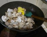 Foto langkah ke 4 dari resep Honey Chicken Mushroom.