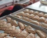 Foto del paso 4 de la receta: Empanaditas de cerveza rellenas de cajeta