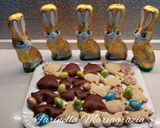 Foto del passaggio 10 della ricetta Biscotti Pasquali glassati al latte e cioccolato bianco 👩‍🍳❤️