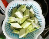 Hình bước làm 1 của món Hà Nội 1 ngày mưa, Canh cua nấu mướp