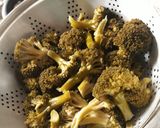 Foto del paso 1 de la receta: Fideos gratinados con brócoli