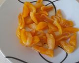 Foto del paso 1 de la receta: Langostinos al curry con orejones