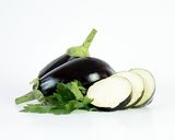 Foto del passaggio 1 della ricetta Torretta alla parmigiana con melanzane, cacioricotta e mozzarella di Bufala