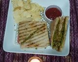 A picture of step 9 of Green peas sandwich.