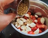 लहसुन की चटनी(Lahsun chutney recipe in hindi) रेसिपी चरण 3 फोटो