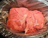 A picture of step 1 of Crockpot Bbq Top Round Roast.