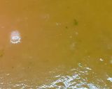 A picture of step 3 of Pumpkin drumstick soup.