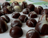 Foto del paso 4 de la receta: Bombones de chocolate rellenos de rompope