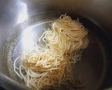 Hình bước làm 2 của món Mì trộn bò xào