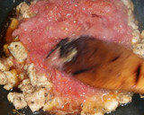 Foto del paso 5 de la receta: Coliflor, tomate y pollo gratinados