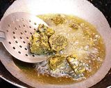 A picture of step 10 of Arbi ke Pakode /Colocasia Leaf Fritters.