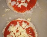 A picture of step 3 of Mini pizza disc.