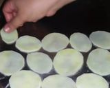 A picture of step 3 of Potato Crackers.
