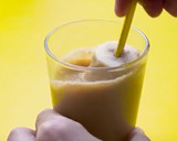 Foto del paso 2 de la receta: Helados de plátano y chocolate