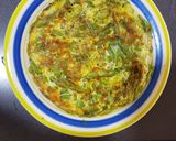 Foto del paso 3 de la receta: Tortilla de porotos verdes con zapallo italiano dorado/salteado