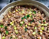 Foto del paso 3 de la receta: Quiche de pringá, setas y calabacín