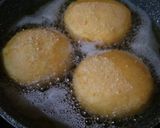 Foto langkah ke 3 dari resep Roti Goreng.