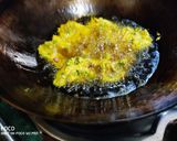 A picture of step 5 of Dal Palak Vada.