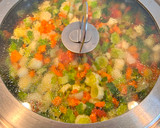 Foto del paso 2 de la receta: Risotto de verduras y pesto de ajos silvestres o ajos de los osos