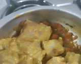 A picture of step 7 of Chicken bhuna masala.