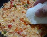 Foto langkah ke 3 dari resep Menemen (Turkish Scrambled Eggs).