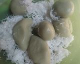 Foto langkah ke 4 dari resep Klepon Matcha.