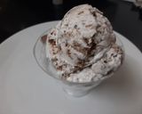 કુકીઝ એન્ડ ક્રીમ આઈસ્ક્રીમ (Cookies & cream ice cream recipe in gujarati) રેસીપી સ્ટેપ1ફોટો