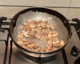 A picture of step 5 of Mushroom soup.
