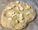 Foto del paso 4 de la receta: Rosca rellena de pastelera