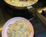 Foto langkah ke 7 dari resep Fusilli brocoli with creamy sauce.