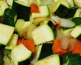 Foto del paso 2 de la receta: Arroz con zanahoria y calabacín