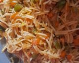A picture of step 9 of Noodles Stuffed Bunny Chow.