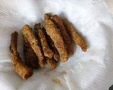 A picture of step 4 of Simple fish fingers with tartar sauce and coleslaw.