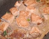 Foto langkah ke 4 dari resep Telor dadar isi daging giling dan tahu.