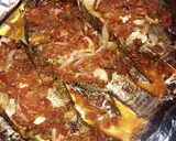 A picture of step 3 of Roasted fish and Plain White rice 🍚 🐟.