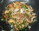 A picture of step 6 of Chicken noodles.