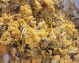 Foto del paso 8 de la receta: Arroz con mejillones, surimi, azafrán y pimentón