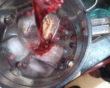 A picture of step 1 of Falsa juice.