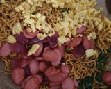Foto langkah ke 2 dari resep Mie Goreng Jawa.