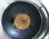 A picture of step 1 of Instant Lasuni Methi.